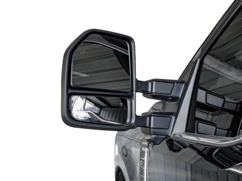 Used 2024 Ford F350 Limited w/ FX4 Off-Road Package image 40