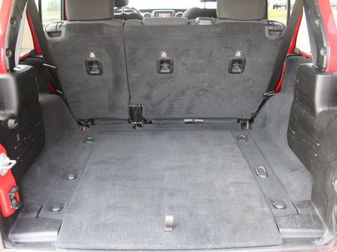 Used 2019 Jeep Wrangler Unlimited Sport S image 15