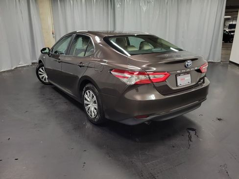 Used 2018 Toyota Camry LE w/ Protection Package (Q2) FWD image 6