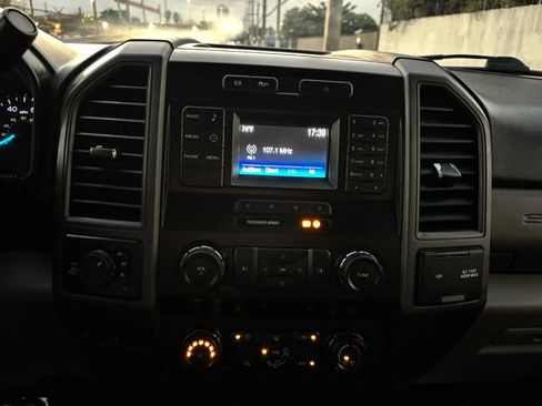 Used 2019 Ford F250 XL w/ Power Equipment Group image 20