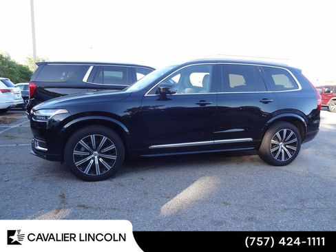 Used 2024 Volvo XC90 B6 Plus AWD/4WD image 4