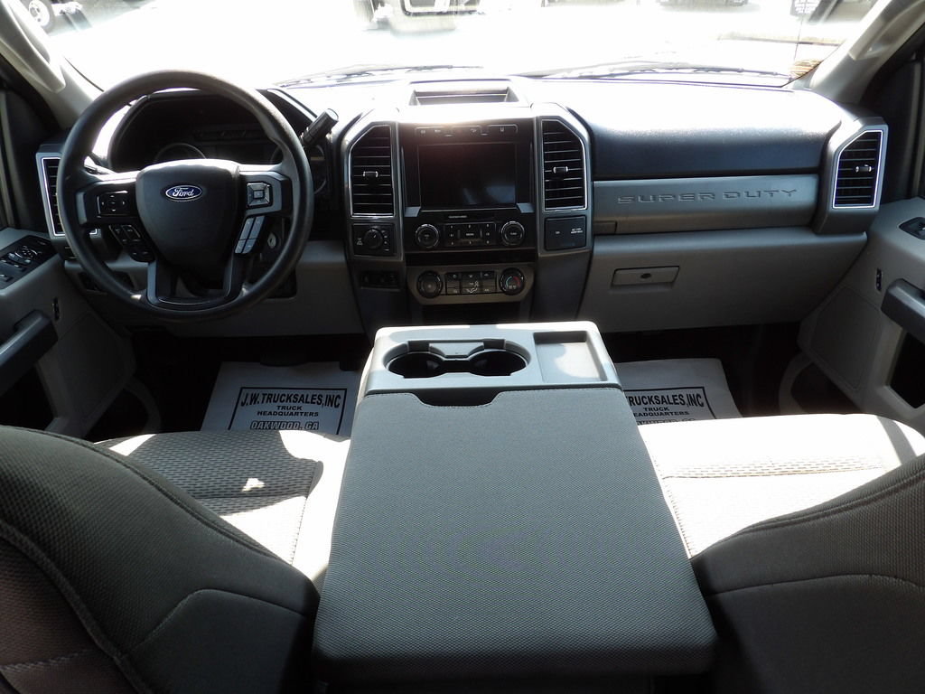 Used 2020 Ford F250 XLT w/ FX4 Off-Road Package AWD/4WD image 35
