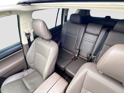 Used 2016 Lexus GX 460 w/ Comfort Package image 21