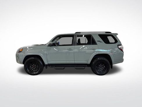 Used 2023 Toyota 4Runner TRD Off-Road AWD/4WD image 2