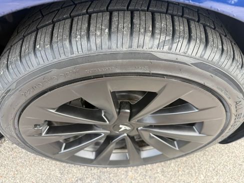 Used 2022 Tesla Model 3 RWD image 9