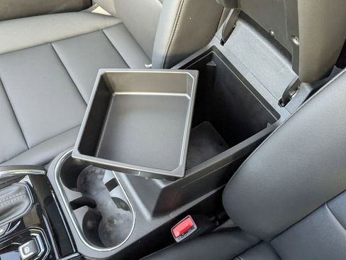 New 2026 GMC Canyon Elevation w/ Convenience Package image 25