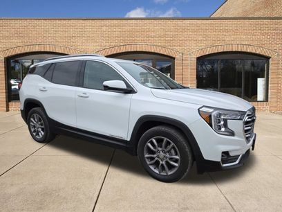 Used 2024 GMC Terrain SLT