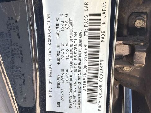Used 2022 MAZDA MAZDA3 s FWD image 4