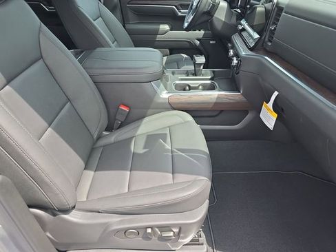 New 2025 GMC Sierra 1500 SLT w/ SLT Convenience Package image 28