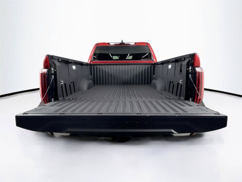 Used 2023 Toyota Tundra Limited AWD/4WD image 37