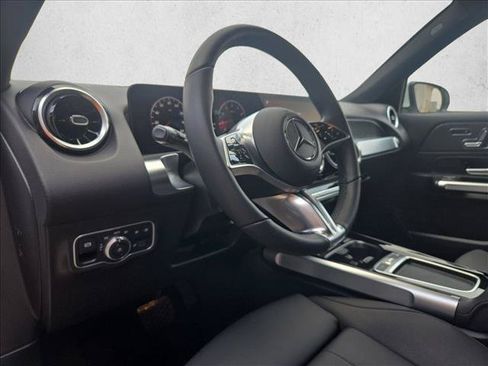 Certified 2026 Mercedes-Benz GLB 250 image 10