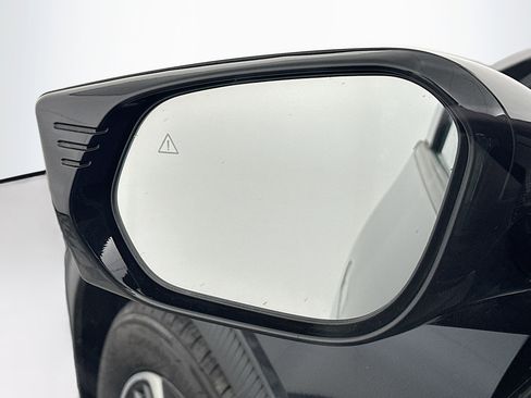 Used 2023 Kia EV6 Light image 16