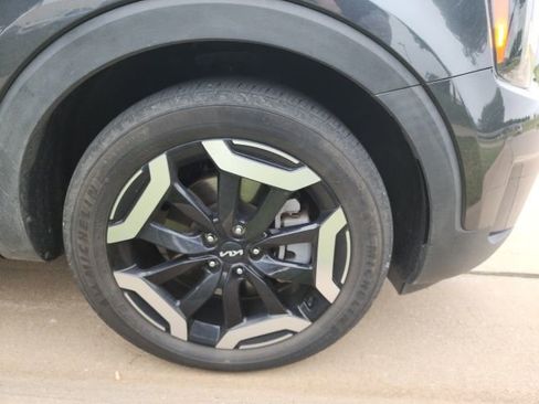 Certified 2024 Kia Telluride EX AWD/4WD image 9