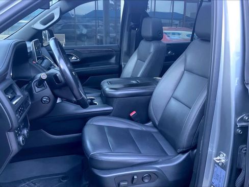 Used 2023 Chevrolet Tahoe LT w/ Luxury Package image 7