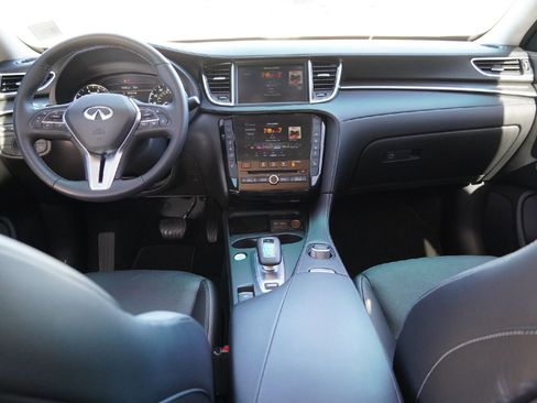 Certified 2024 INFINITI QX50 Luxe w/ Accent Package image 30