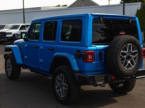 New 2025 Jeep Wrangler Sahara image 10