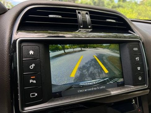 Used 2018 Jaguar F-PACE Prestige AWD/4WD image 41