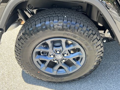 New 2026 Jeep Wrangler Unlimited Sport AWD/4WD image 21