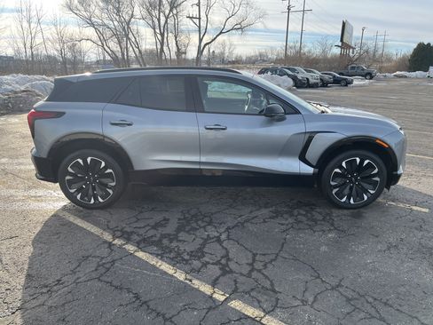 Used 2025 Chevrolet Blazer EV RS image 8