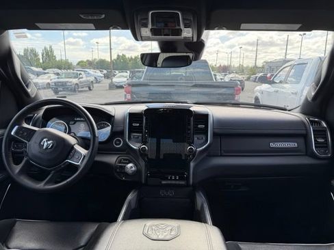 Used 2025 RAM 1500 Laramie AWD/4WD image 13