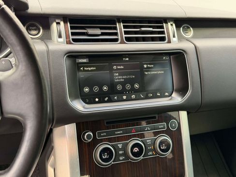 Used 2017 Land Rover Range Rover Supercharged AWD/4WD image 16