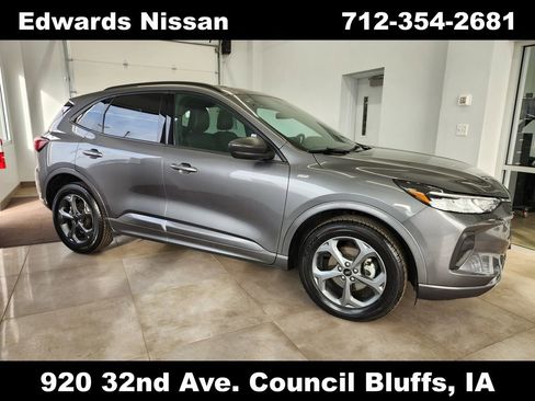 Used 2024 Ford Escape ST-Line w/ Tech Pack #1 image 2