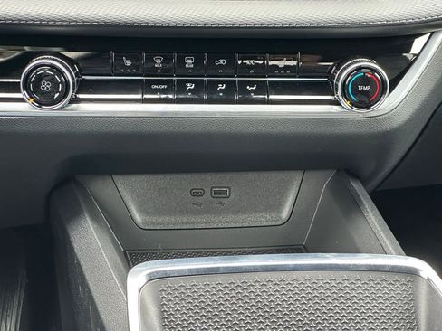 New 2026 Chevrolet Equinox LT w/ Safety and Technology Package image 16