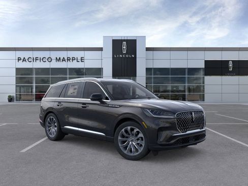 New 2026 Lincoln Aviator AWD image 7