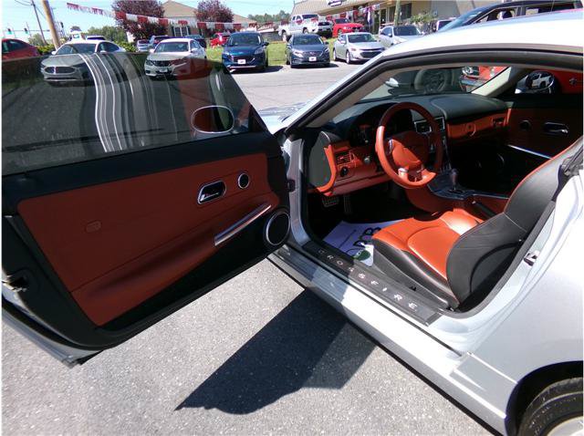 Used 2008 Chrysler Crossfire Limited RWD image 6