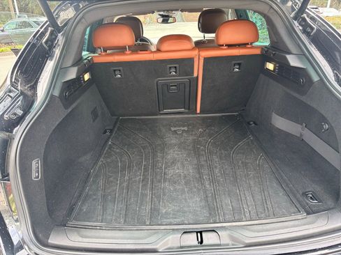 Used 2022 Maserati Levante Modena image 12