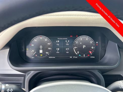 Used 2024 Land Rover Defender 110 S AWD/4WD image 9