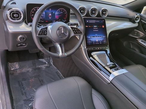 Used 2025 Mercedes-Benz CLE 300 4MATIC Cabriolet image 15