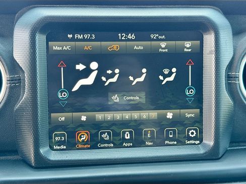 Used 2023 Jeep Wrangler Unlimited Sahara w/ Cold Weather Group AWD/4WD image 17