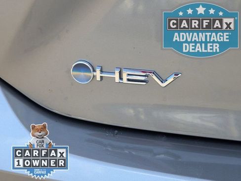 Used 2025 Toyota Camry XLE w/ Premium Package image 34