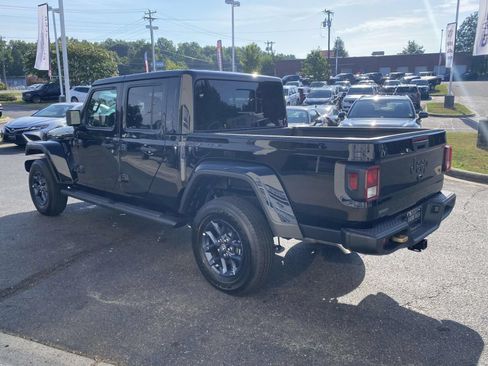 New 2026 Jeep Gladiator Sport AWD/4WD image 5