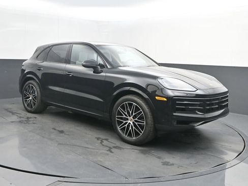 New 2026 Porsche Cayenne AWD/4WD image 9
