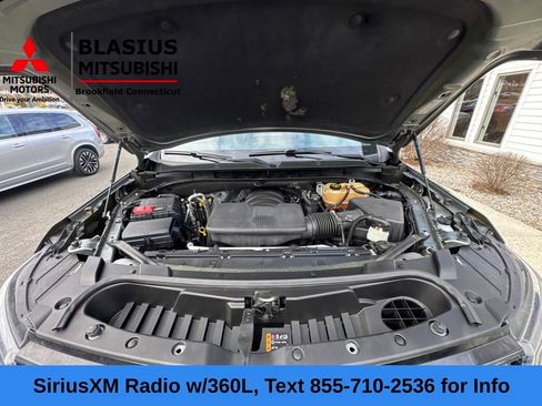 Used 2023 Chevrolet Suburban Premier image 24