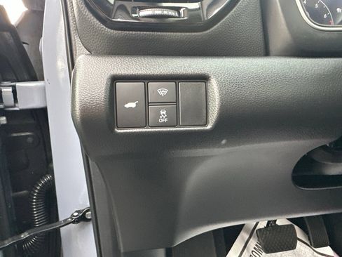 Used 2025 Honda Pilot Elite image 16