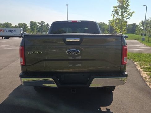 Used 2015 Ford F150 XLT w/ Equipment Group 301A Mid AWD/4WD image 9