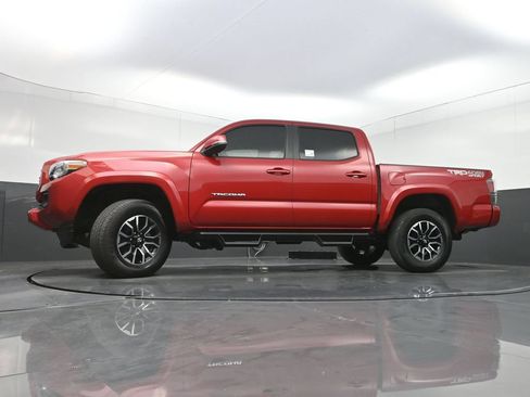 Used 2023 Toyota Tacoma TRD Sport w/ Advanced Technology Package AWD/4WD image 27