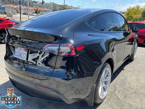 Used 2023 Tesla Model Y Long Range AWD/4WD image 94