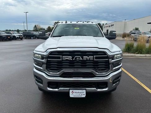 New 2026 RAM 2500 Tradesman AWD/4WD image 7