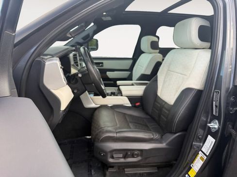 Used 2024 Toyota Tundra Capstone AWD/4WD image 6