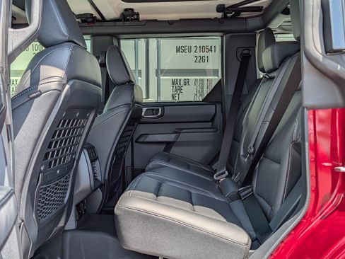 New 2026 Ford Bronco Badlands AWD/4WD image 15
