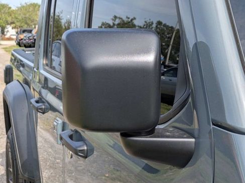 New 2026 Jeep Gladiator Sport AWD/4WD image 11