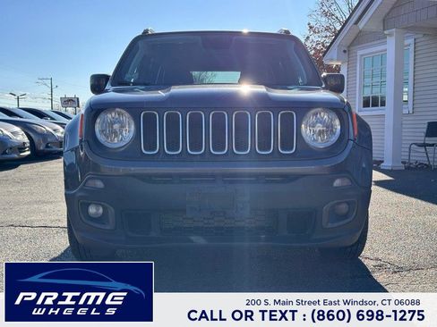 Used 2018 Jeep Renegade Latitude image 2