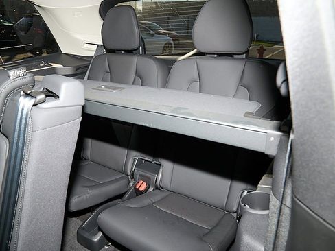 New 2026 Volvo XC90 B6 Plus w/ Protection Package image 21