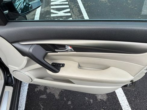 Used 2012 Acura TL FWD image 17