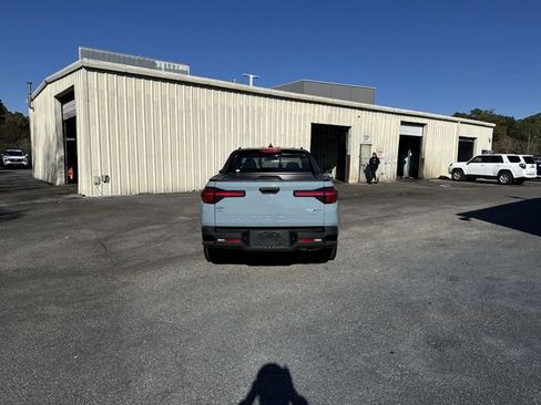 Used 2022 Hyundai Santa Cruz SEL Premium image 6