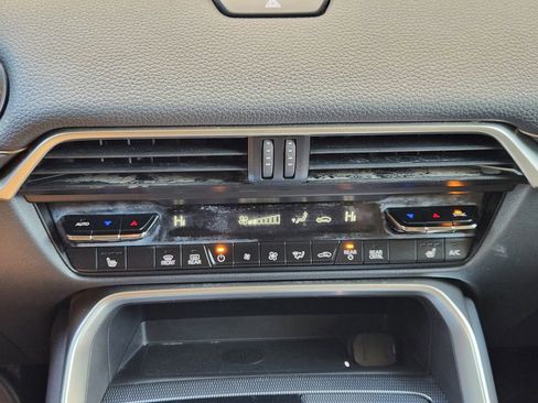 Certified 2024 MAZDA CX-90 3.3 Turbo w/ Premium Package image 17